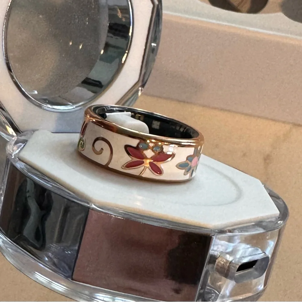 Smart Ring with Floral Design - Multicolor